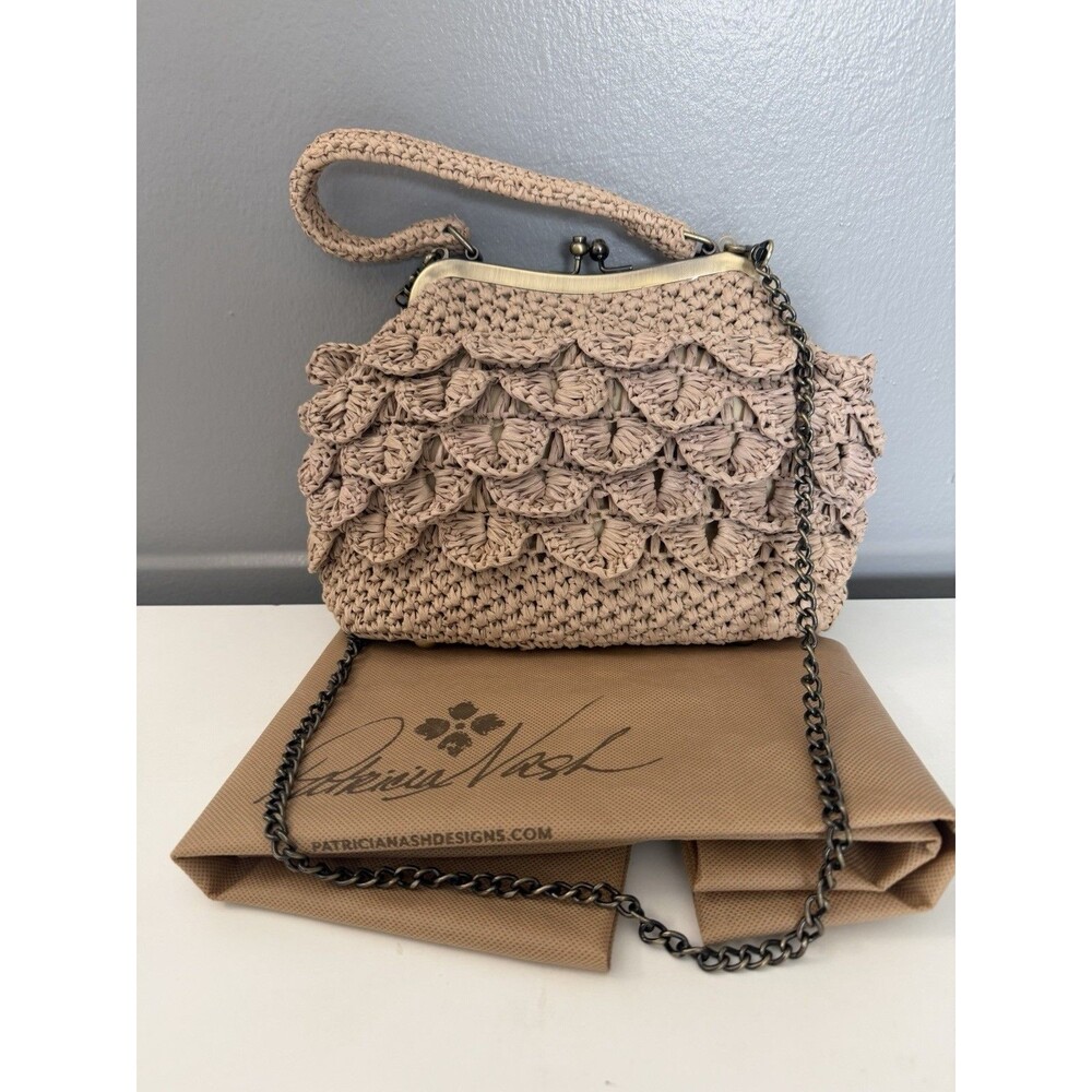 Patricia Nash Laureana Scalloped Raffia Bag Kiss Lock Shoulder Bag Purse Beige